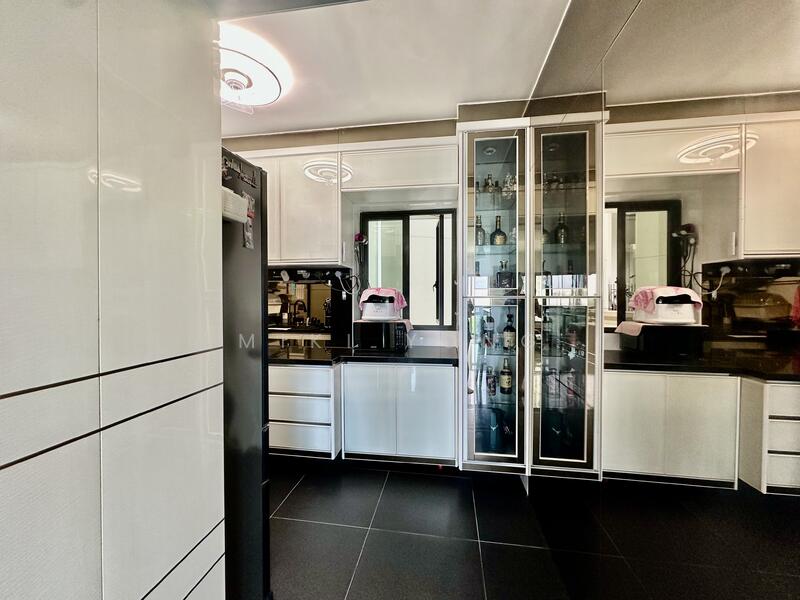 86 Dawson Road HDB Flat For Sale at S$ 1,699,999 | PropertyGuru Singapore - Kitchen