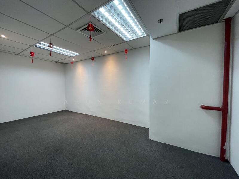 International Plaza, 10 Anson Road, 409 sqft, Office For Sale, by Arun Kumar, 500028316 - Interior - CommercialGuru.com.sg