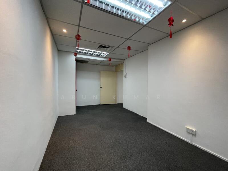 International Plaza, 10 Anson Road, 409 sqft, Office For Sale, by Arun Kumar, 500028316 - Interior - CommercialGuru.com.sg