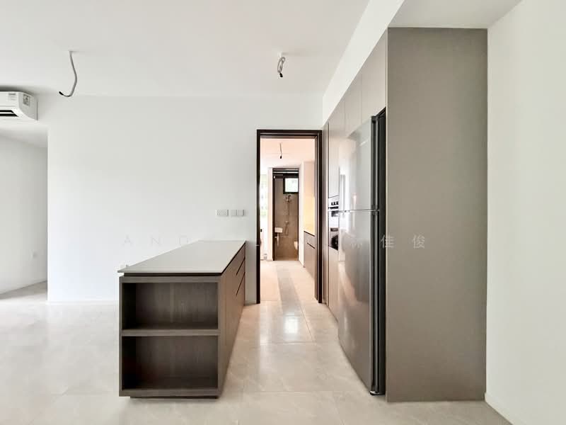 Piccadilly Grand Condominium For Sale at S$ 2,826,200 | PropertyGuru Singapore - Kitchen