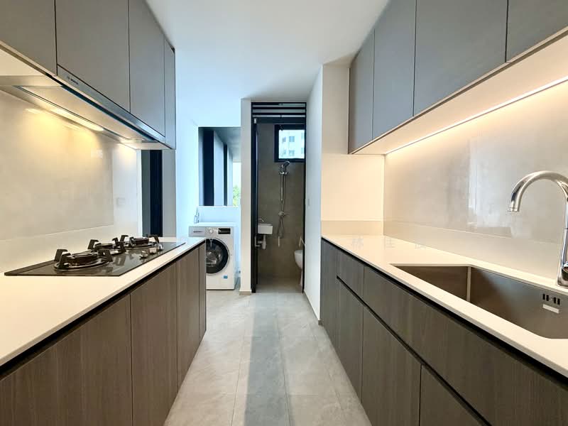 Piccadilly Grand Condominium For Sale at S$ 2,826,200 | PropertyGuru Singapore - Kitchen