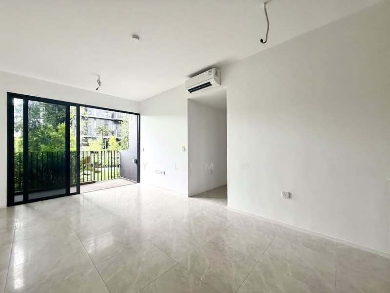 Piccadilly Grand Condominium For Sale at S$ 2,826,200 | PropertyGuru Singapore - Living Room