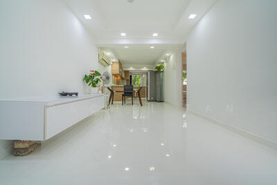 For Sale - 33 Marine Crescent