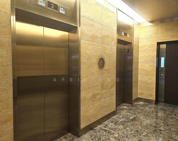 Avoid ERP but within CBD, , 1,200 sqft, Office For Rent, by April Ang, 500028506 - Lobby - CommercialGuru.com.sg