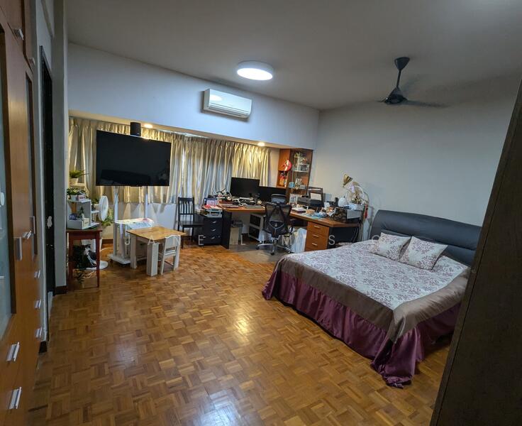 Bedroom with JJ ensuite