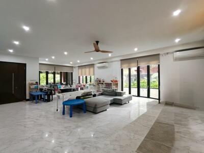 For Sale - WOW ✨ Semi-D 🏡 on 4,000+ sqft Land | Near MGS 🏫 & MRT 🚇