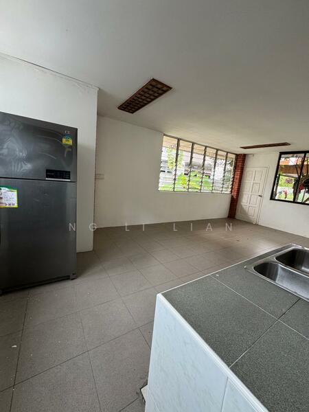 Serangoon Garden Estate Serangoon Garden Way, , 3 Bedrooms, 4,188 sqft, Semi-Detached House For Rent, by Ng Li Lian, 500028534 - Kitchen - PropertyGuru.com.sg