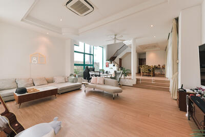 For Sale - Rare Bungalow in Pasir Panjang near NUS