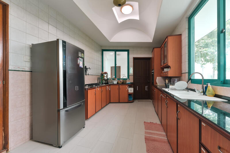 For Sale - Rare Bungalow in Pasir Panjang near NUS