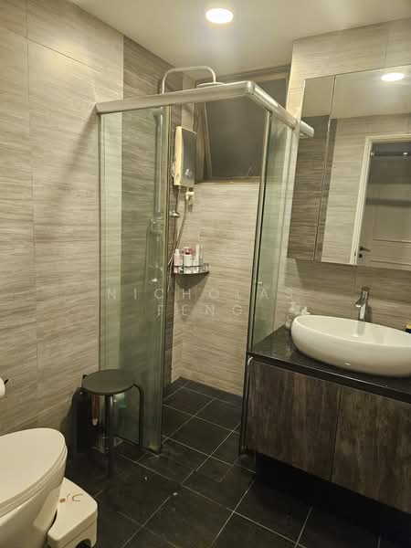 Kentish Lodge, 3 Oxford Road, 2 Bedrooms, 980 sqft, Apartment For Sale, by Nicholas Feng, 500028573 - Bathroom - PropertyGuru.com.sg