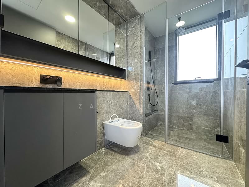 The Landmark, 173 Chin Swee Road, 3 Bedrooms, 1,076 sqft, Condominium For Rent, by Zac Chen, 500028591 - Bathroom - PropertyGuru.com.sg
