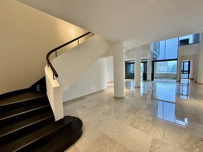 For Rent - The Colonnade