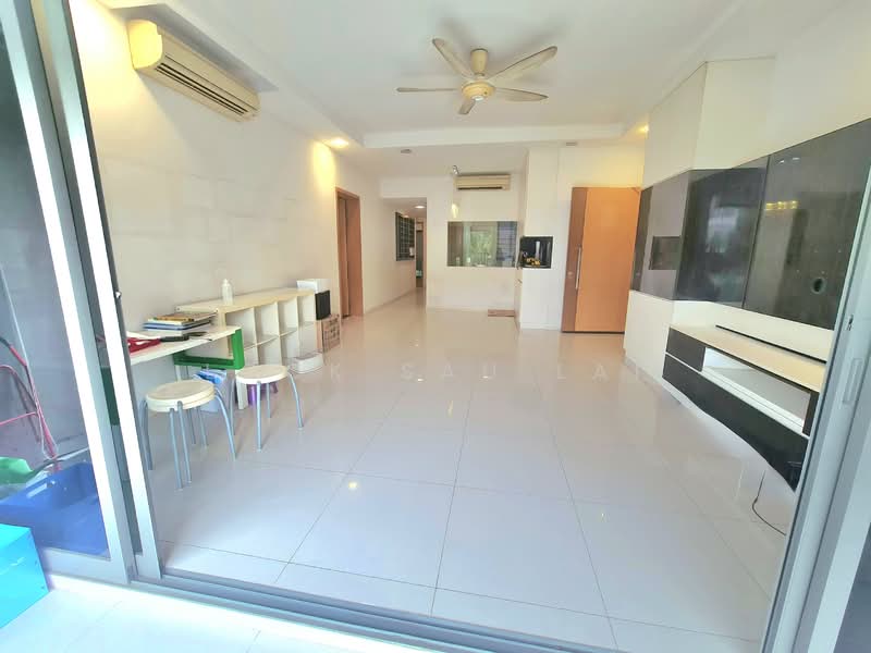 Meadows @ Peirce, 626 Upper Thomson Road, 3 Bedrooms, 1,496 sqft, Condominium For Sale, by Lock Sau Lai, 500028675 - Living Room - PropertyGuru.com.sg