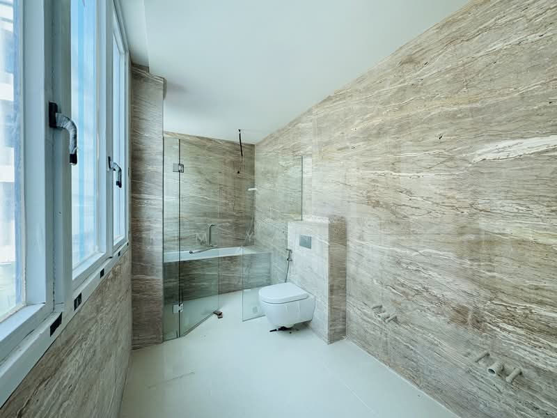 Brand New Freehold Semi-D with Lift and swimming pool, walk to Tan Kah Kee MRT- call 8130 3636 to view, 5 Bedrooms, 7,000 sqft, Semi-Detached House For Sale, by Kim Yan 金燕, 500028704 - Bathroom - PropertyGuru.com.sg