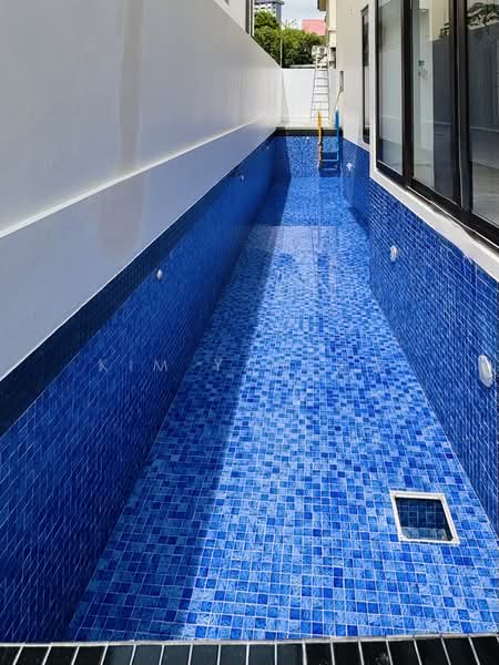 within 1km to Nanyang Sch, Brand New Semi-D with Lift & pool, walk to Tan Kah Kee MRT- call 8130 3636 to view, 5 Bedrooms, 7,000 sqft, Semi-Detached House For Sale, by Kim Yan 金燕, 500028704 - Pool - PropertyGuru.com.sg