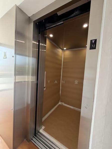 within 1km to Nanyang Sch, Brand New Semi-D with Lift & pool, walk to Tan Kah Kee MRT- call 8130 3636 to view, Tanglin / Holland / Bukit Timah, 5 Bedrooms, 7,000 sqft, Semi-Detached House For Sale, by Kim Yan 金燕, 500028704 - Interior - PropertyGuru.com.sg