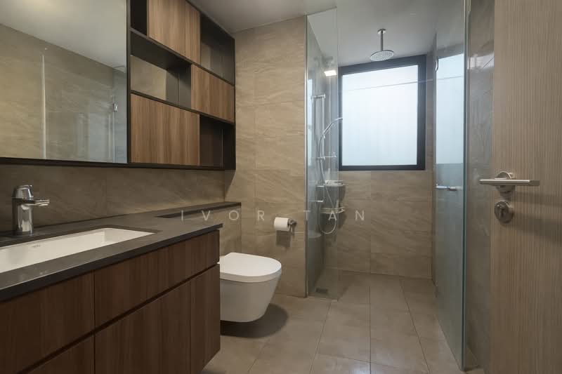 Kent Ridge Hill Residences, 52 South Buona Vista Road, 4 Bedrooms, 1,830 sqft, Condominium For Sale, by Ivor Tan, 500028842 - Bathroom - PropertyGuru.com.sg