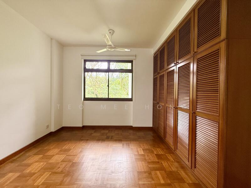 Large Wardrobe Space