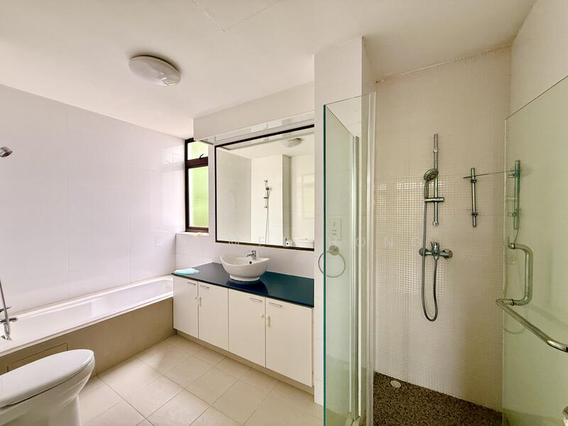 Long Bath for Master Bedroom