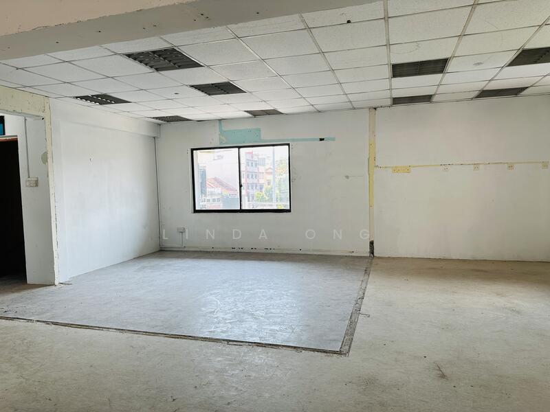 Corner Dual Frontage 3-Storey Building for Training Ctr / Cafe / Retail / Office near Aljunied MRT, Geylang Road, 8,000 sqft, Shop / Shophouse For Rent, by Linda Ong, 500029011 - 3rd Floor - CommercialGuru.com.sg