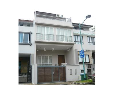 For Sale - Rare 956-Year Tenure Terrace at West Coast Lane