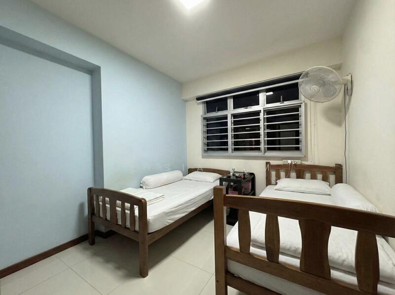 694C Woodlands Drive 62 HDB Flat For Sale at S$ 750,000 | PropertyGuru Singapore - Bedroom