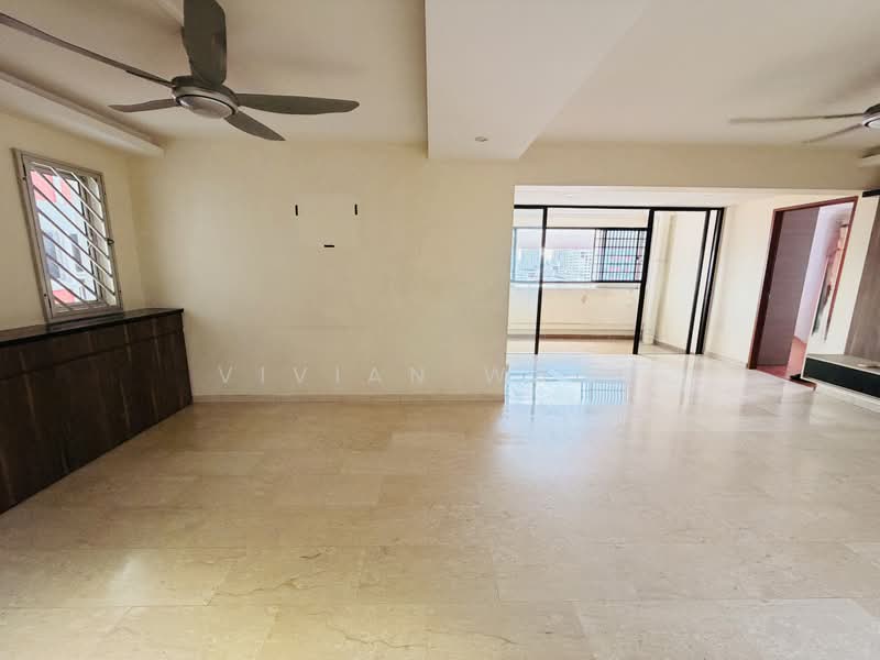 156 Bishan Street 13, 156 Bishan Street 13, 4 Bedrooms, 1,302 sqft, HDB Flat For Sale, by Vivian Wang, 500029240 - Living Room - PropertyGuru.com.sg