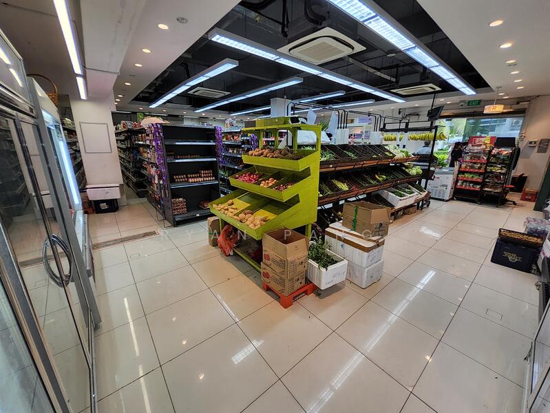 Mandarin Gardens Retail Shop For Sale, Siglap Road, East Coast / Marine Parade, 2,378 sqft, Shop / Shophouse For Sale, by Ryan Pang, 500029321 - Interior - CommercialGuru.com.sg