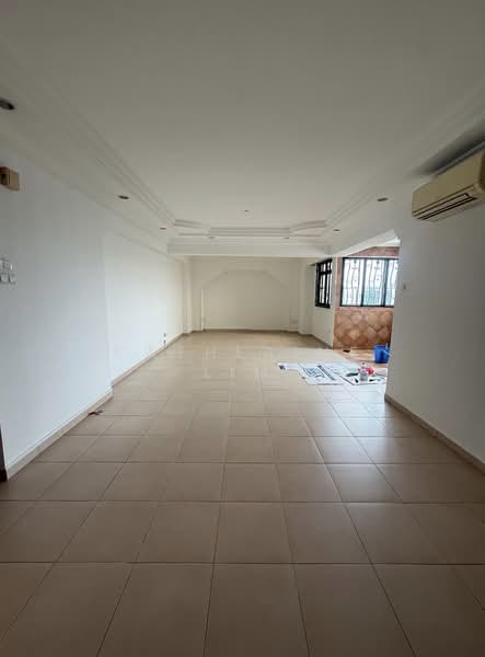299A Compassvale Street, 299A Compassvale Street, 3 Bedrooms, 1,216 sqft, HDB Flat For Rent, by Catherine Lim, 500029339 - Living Room - PropertyGuru.com.sg