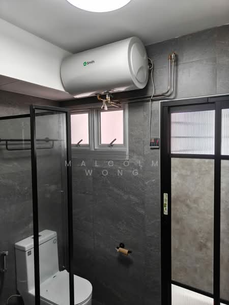 20 Teban Gardens Road, 20 Teban Gardens Road, 2 Bedrooms, 780 sqft, HDB Flat For Rent, by Malcolm Wong, 500029382 - Bathroom - PropertyGuru.com.sg