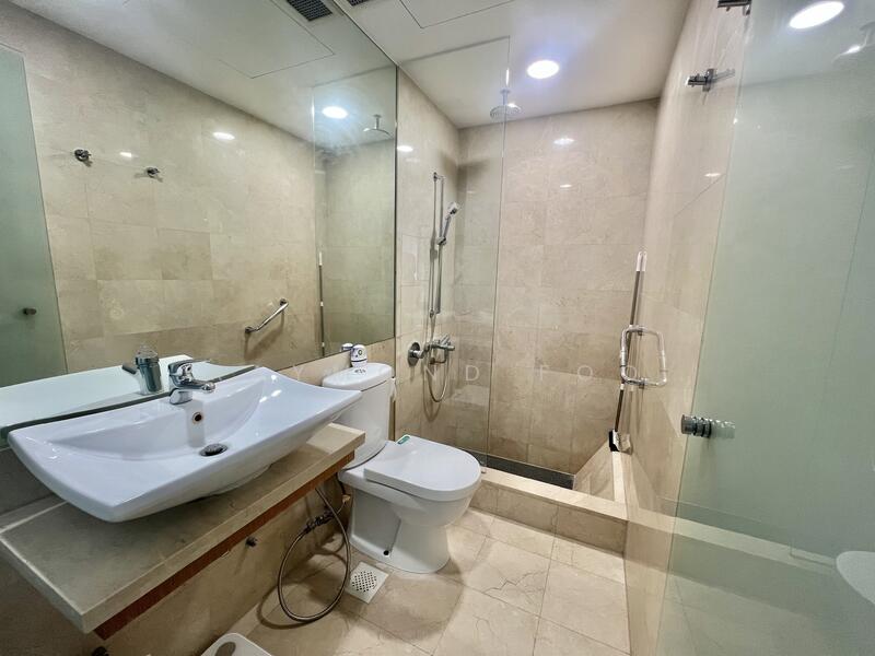 Icon Apartment For Sale at S$ 1,280,000 | PropertyGuru Singapore - Bathroom