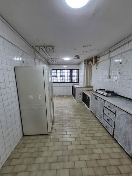 749 Yishun Street 72, 749 Yishun Street 72, 3 Bedrooms, 978 sqft, HDB Flat For Sale, by Wendy Ong, 500029391 - Kitchen - PropertyGuru.com.sg
