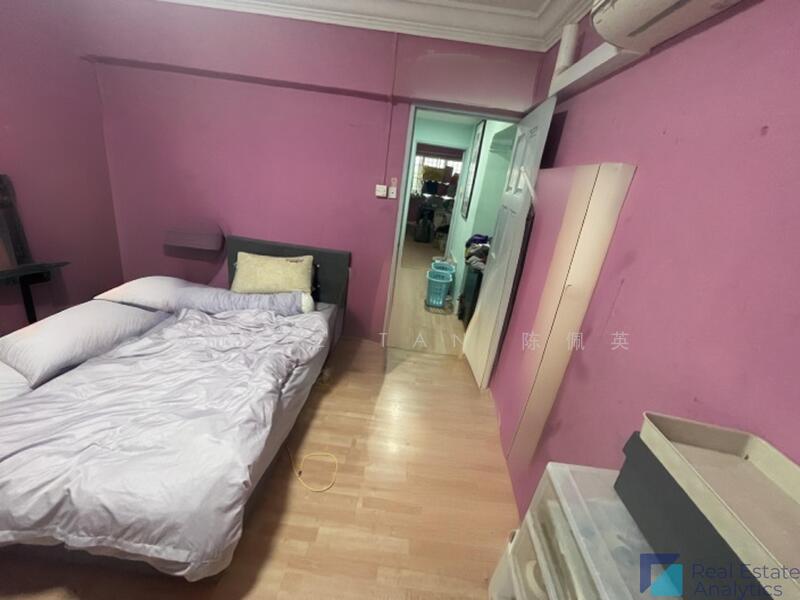 366 Bukit Batok Street 31 HDB Flat For Sale at S$ 828,888 | PropertyGuru Singapore - Bedroom