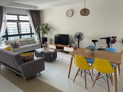 For Rent - 207A Compassvale Lane