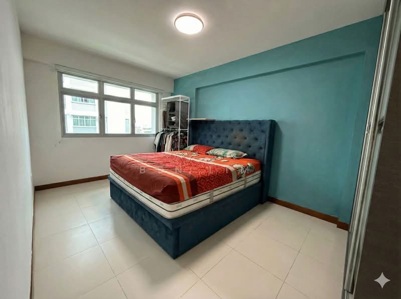 782D Woodlands Crescent HDB Flat For Sale at S$ 698,000 | PropertyGuru Singapore - Bedroom