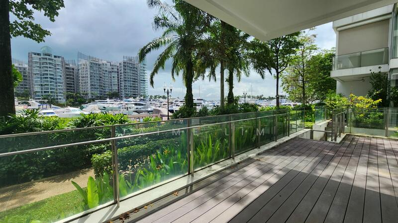 Private enclosed space overlooking yacht