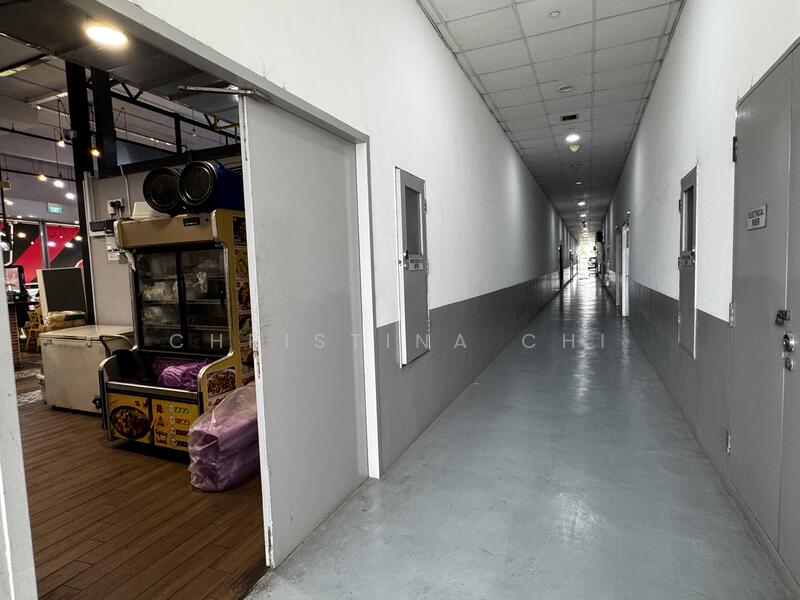 Premier @ Kaki Bukit, 8 Kaki Bukit Avenue 4, 1,100 sqft, Factory / Workshop (B2) For Rent, by Christina Chi, 500029614 - Hallway - CommercialGuru.com.sg