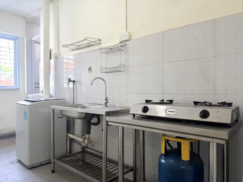 46 sims place, , 678 sqft, Shop / Shophouse For Rent, by Lawrence Teo (赵世廷), 500029622 - Kitchen - CommercialGuru.com.sg