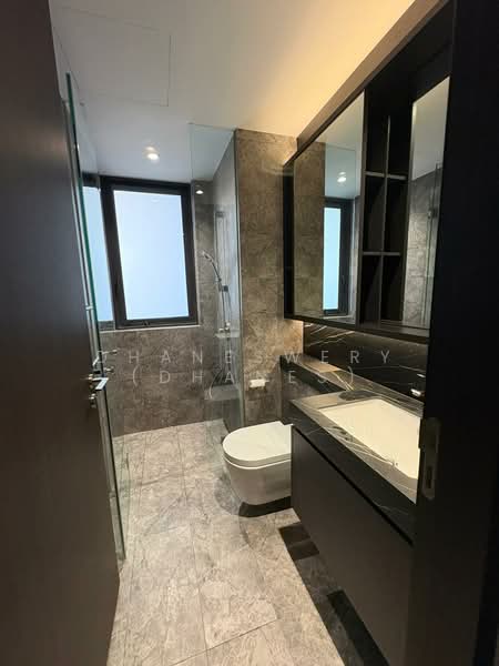 Hyll on Holland, 97 Holland Road, 3 Bedrooms, 936 sqft, Condominium For Rent, by Dhaneswery (Dhanes), 500029800 - Bathroom - PropertyGuru.com.sg