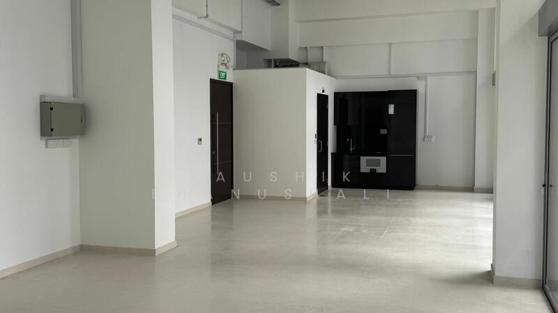 Eon Shenton, 70 Shenton Way, 1,033 sqft, Office For Sale, by Kaushik Bhanushali, 500029811 - Interior - CommercialGuru.com.sg