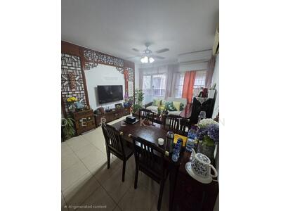 For Rent - The Lakeshore