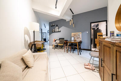 For Sale - Cascadale