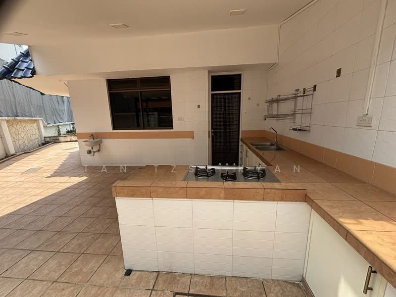Charming Freehold corner terrace in D16 Corner Terrace For Sale at S$ 5,480,000 | PropertyGuru Singapore - Kitchen