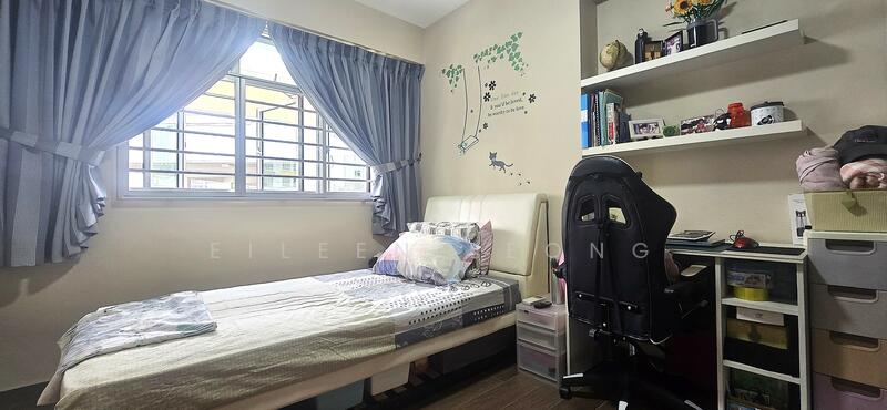 329B Anchorvale Street HDB Flat For Sale at S$ 880,000 | PropertyGuru Singapore - Bedroom
