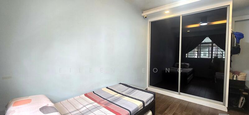 329B Anchorvale Street HDB Flat For Sale at S$ 880,000 | PropertyGuru Singapore - Bedroom