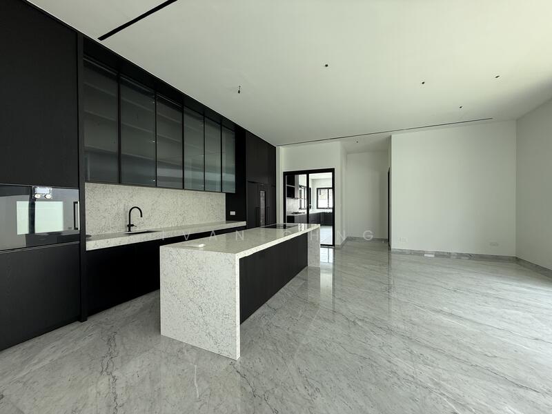LANDED7772@ Meyer Detached House, Ramsgate Broadrick Crescent Mountbatten Road, 5 Bedrooms, 9,255 sqft, Detached House For Sale, by Ivan Chng, 500029954 - Dry Kitchen - PropertyGuru.com.sg