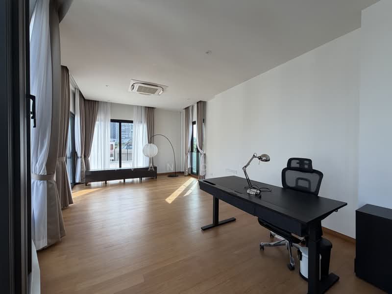 LANDED7772@ Meyer Detached House, Ramsgate Broadrick Crescent Mountbatten Road, 5 Bedrooms, 9,255 sqft, Detached House For Sale, by Ivan Chng, 500029954 - Study - PropertyGuru.com.sg