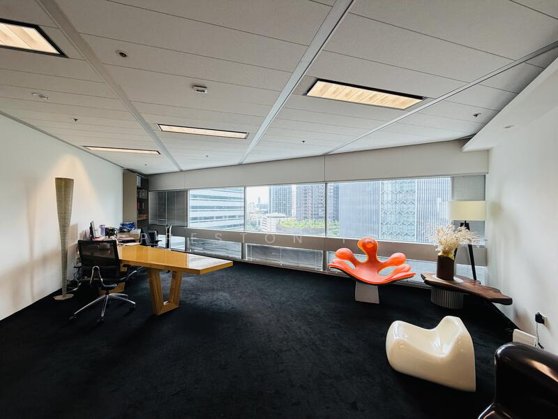 Gateway East, 152 Beach Road, 1,966 sqft, Office For Rent, by Preston Tan, 500029995 - Study - CommercialGuru.com.sg