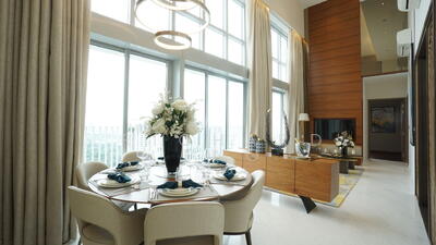 For Sale - Queens Peak