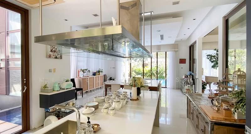 CORNWALL GARDENS, Cornwall Gardens, 7 Bedrooms, 15,000 sqft, Good Class Bungalow For Sale, by Michele Cabasug, 500030171 - Kitchen - PropertyGuru.com.sg